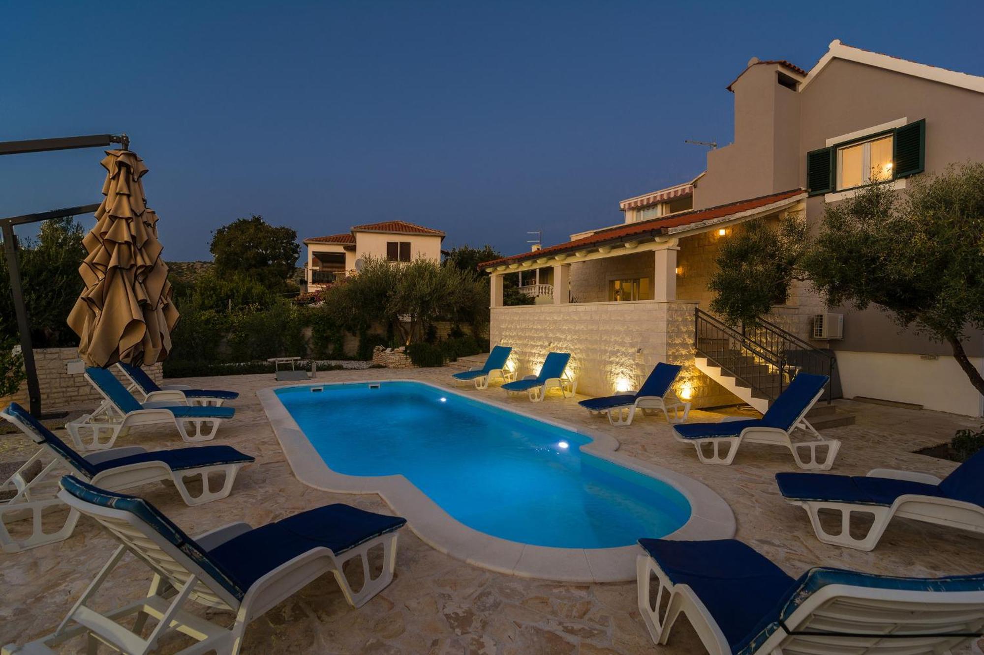 Villa Decima Milna  Extérieur photo