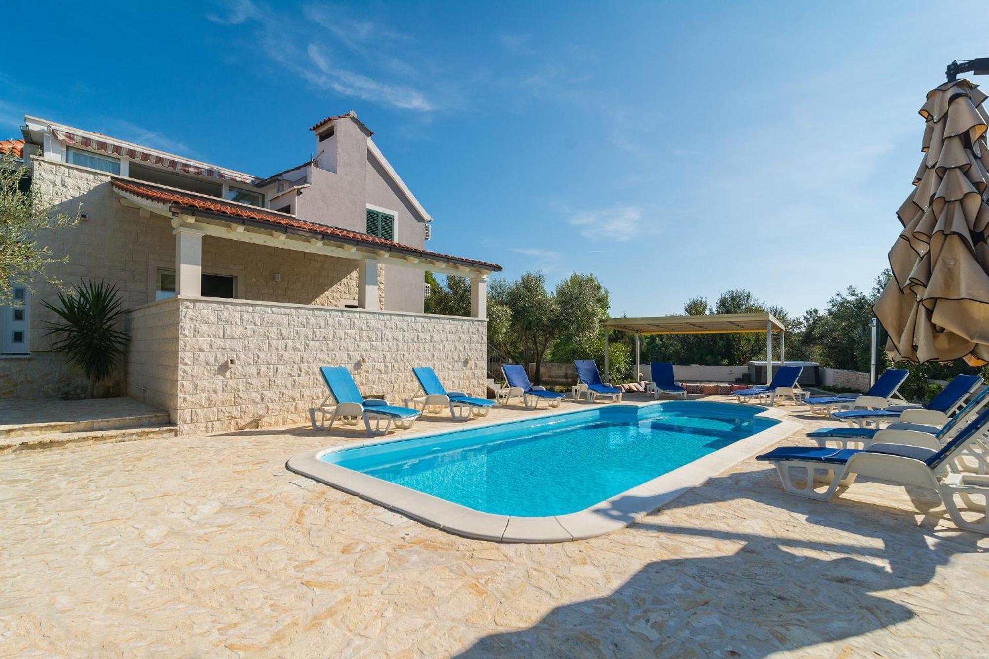 Villa Decima Milna  Extérieur photo