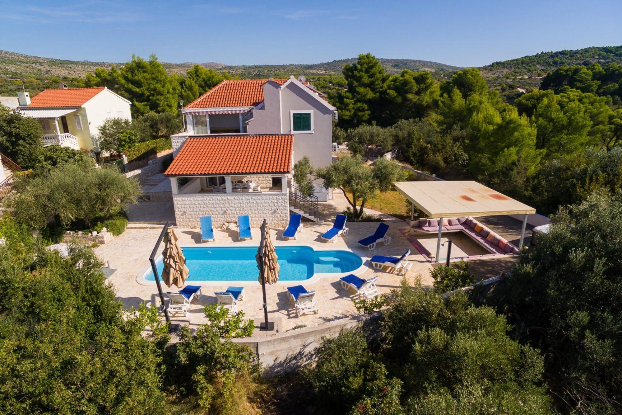 Villa Decima Milna  Extérieur photo