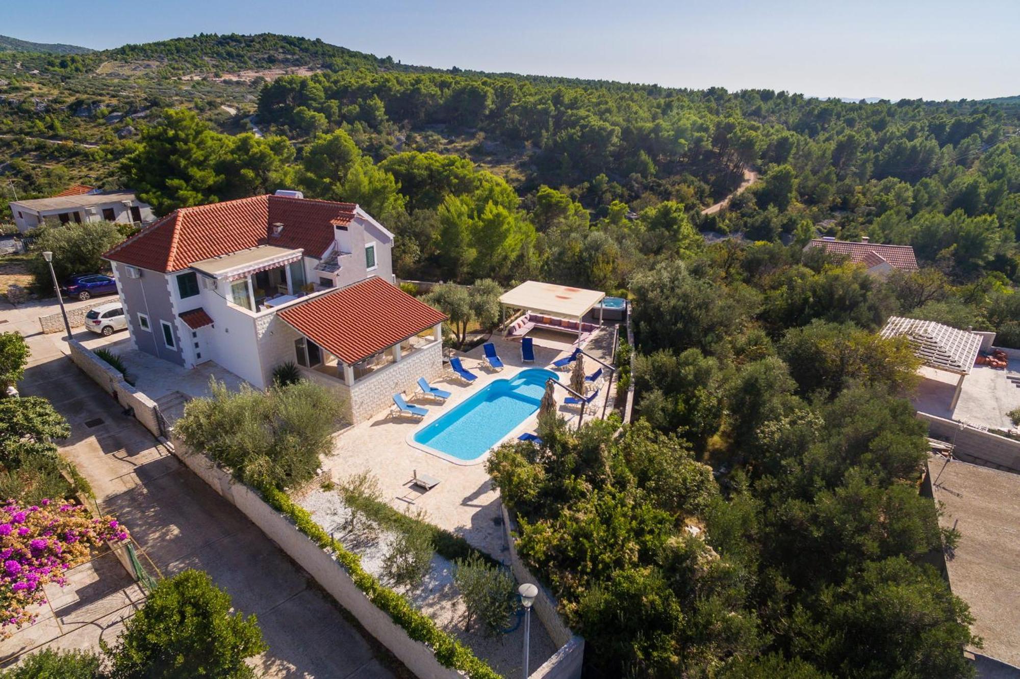 Villa Decima Milna  Extérieur photo