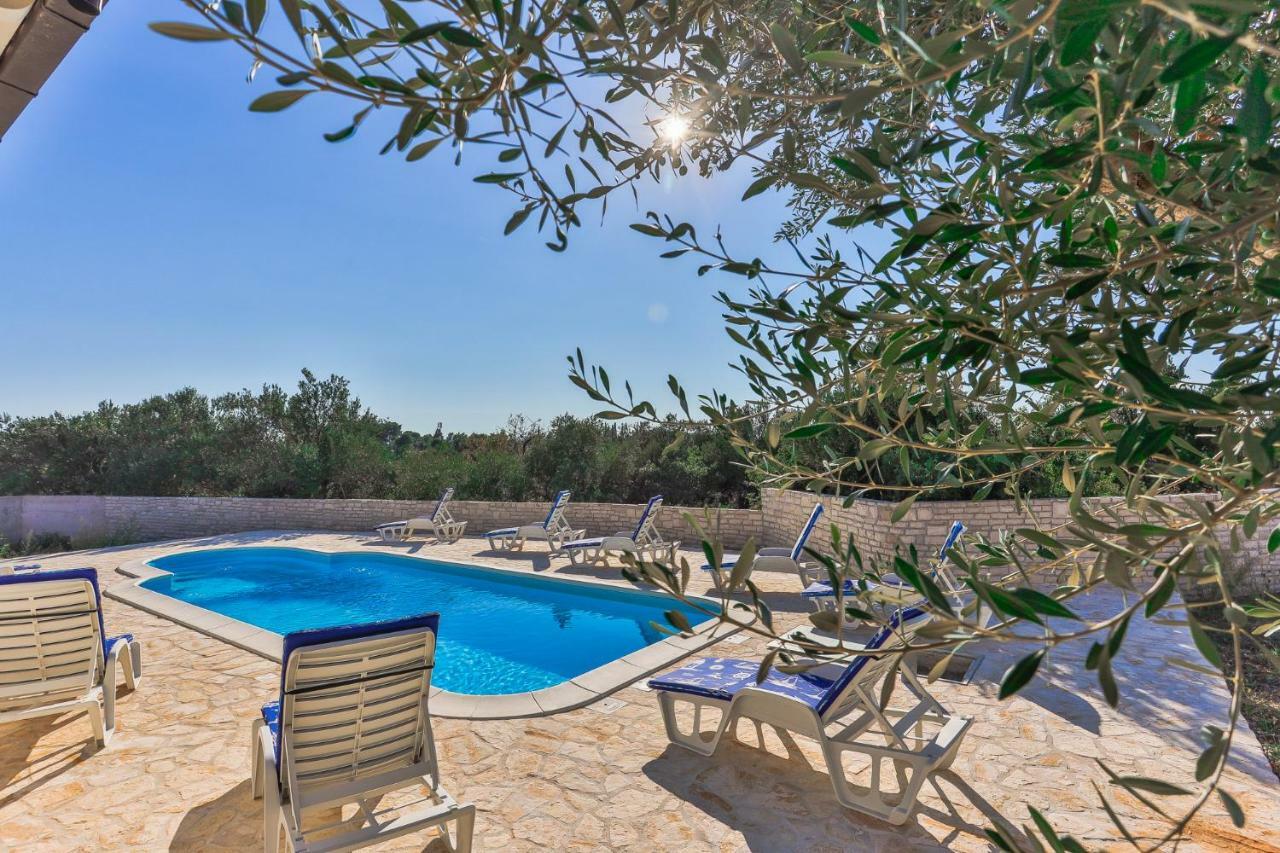 Villa Decima Milna  Extérieur photo