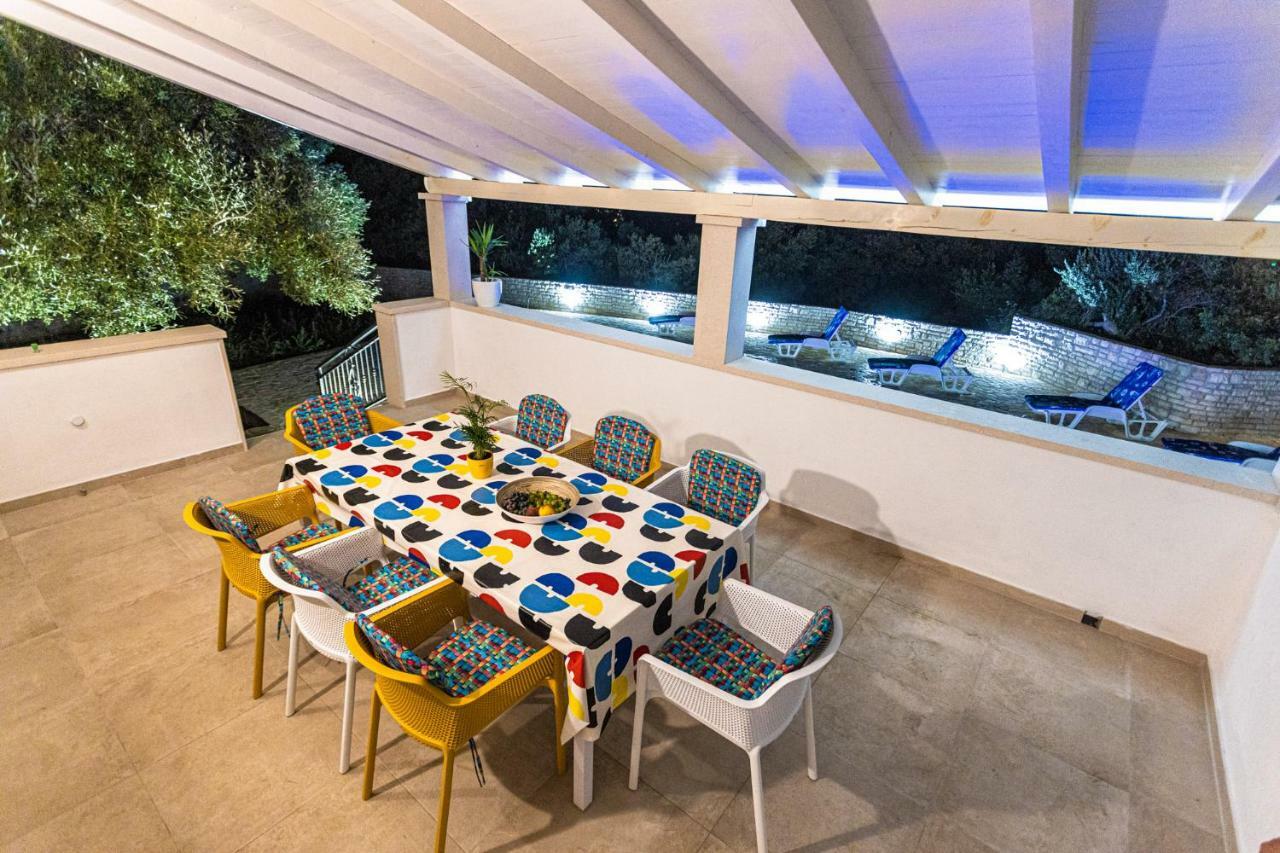 Villa Decima Milna  Extérieur photo