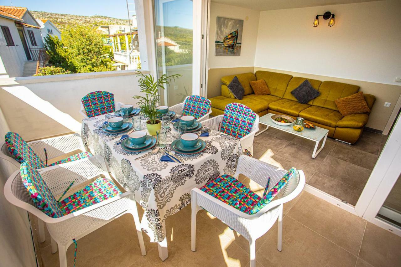 Villa Decima Milna  Extérieur photo