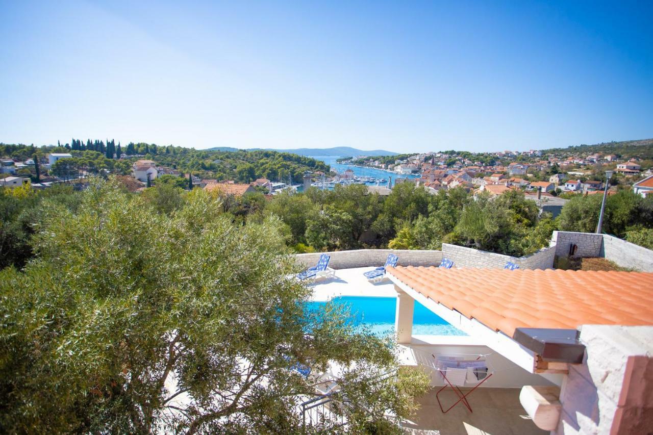 Villa Decima Milna  Extérieur photo