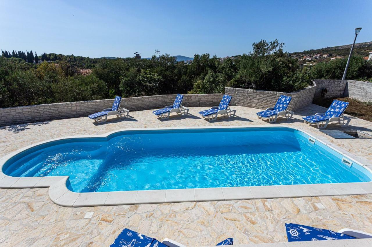 Villa Decima Milna  Extérieur photo